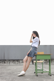 年轻女老板做愛